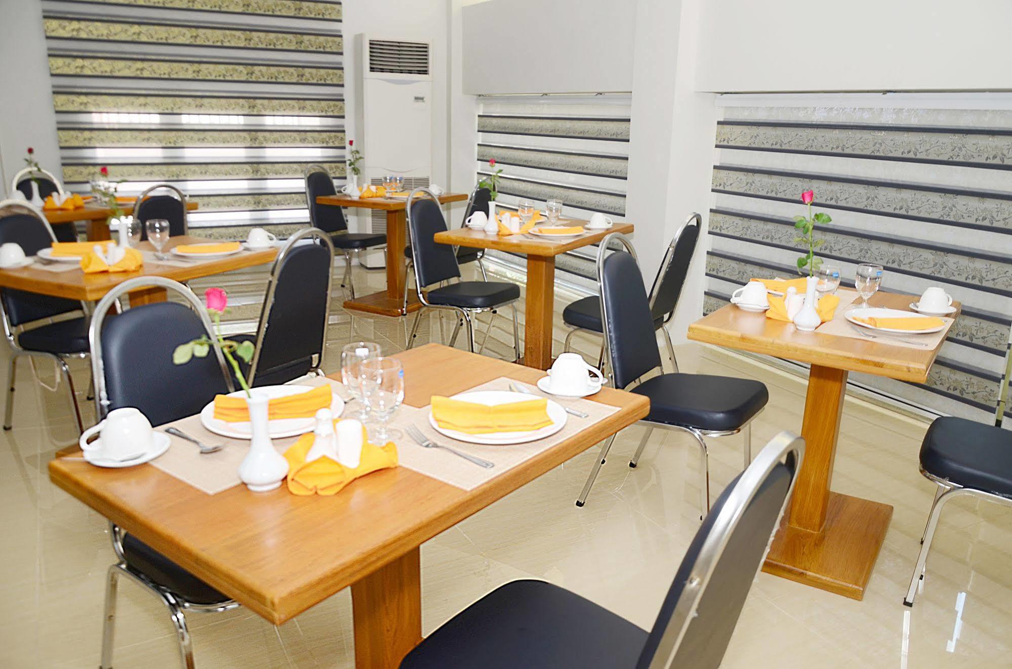 Yno 2* Yangon